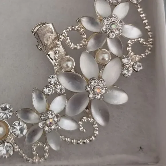 Bridal Wedding Tiara Headband W/ Floral  Rhinestones with 3 Hair Clips - Picture 8 of 8